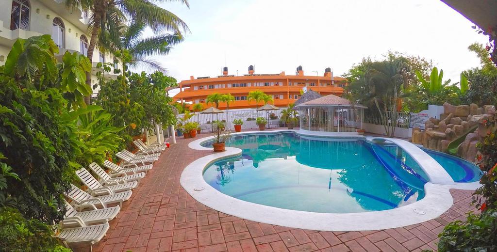 Hotel Y Suites Bugambilias Ринкон-де-Гуайябитос Экстерьер фото