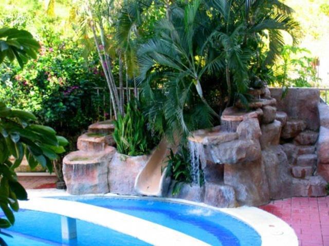 Hotel Y Suites Bugambilias Ринкон-де-Гуайябитос Экстерьер фото
